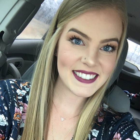 Meet your Posher, Kaitlyn - Picture 1 of 1